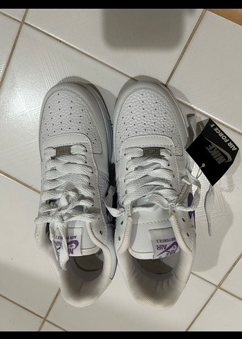 Nike Air Force 1