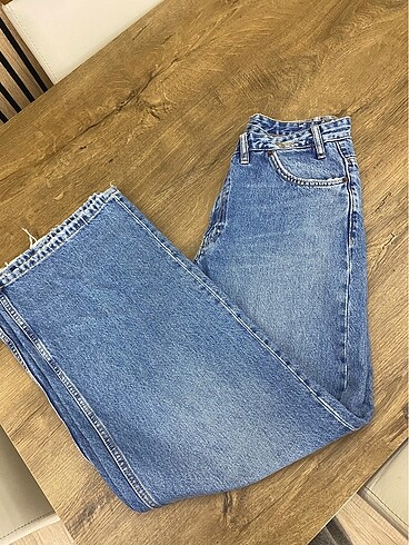 Yeni zara jean