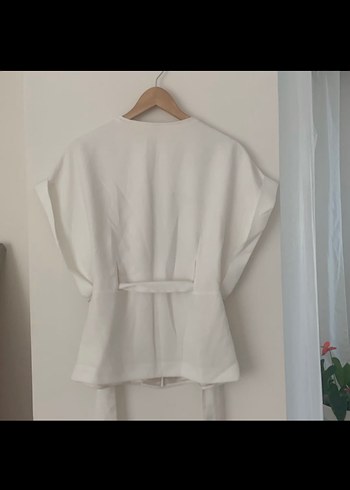 Kemerli Beyaz Keten Kadın Blazer - Görsel 2