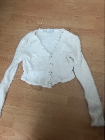 Stradivarius tüylü hırka