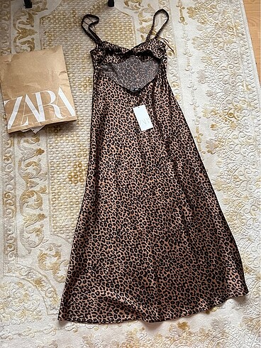 s Beden Zara leopar elbise