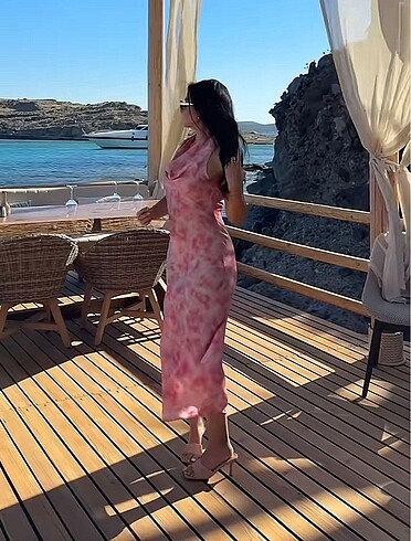 m Beden pembe Renk Zara saten pembe elbise