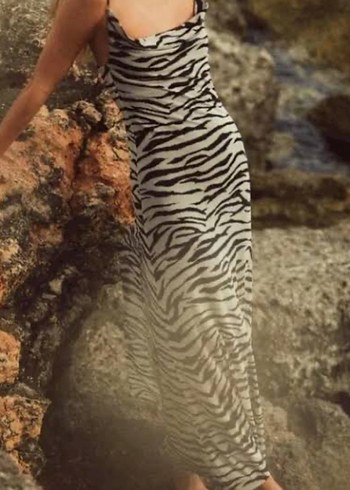 Zara Zara Gri Zebra Desenli Uzun Elbise