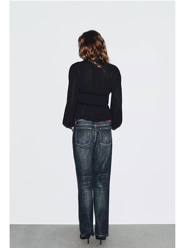 Kemer Detaylı Siyah Mini Ceket - Görsel 3