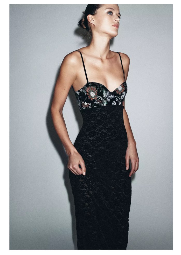 Dantel Detaylı Siyah Uzun Elbise - Görsel 5