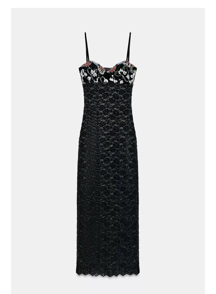 Dantel Detaylı Siyah Uzun Elbise - Görsel 4