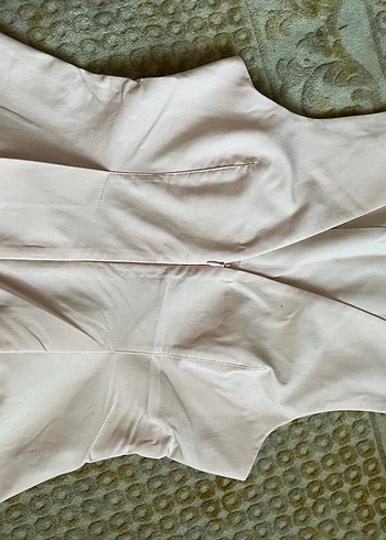 Pembe V Yakalı Kolsuz Kadın Bluz - Görsel 3