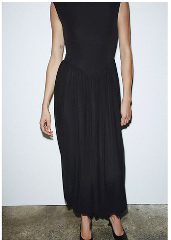 Zara Siyah Drapeli Uzun Elbise - Görsel 5