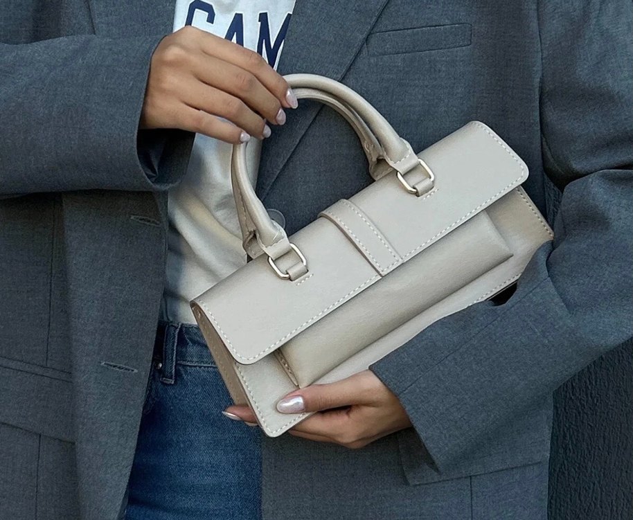 Bej Deri Kemer Detaylı Kadın Çanta - Görsel 2