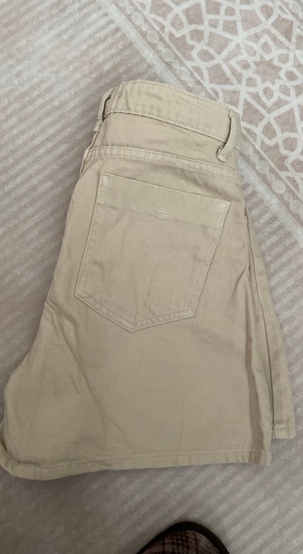 Bej Pamuklu Mini Rahat Kesim Şort - Görsel 4