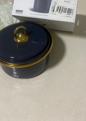Kapaklı Emaye Küçük Saklama Kabı - Görsel 2