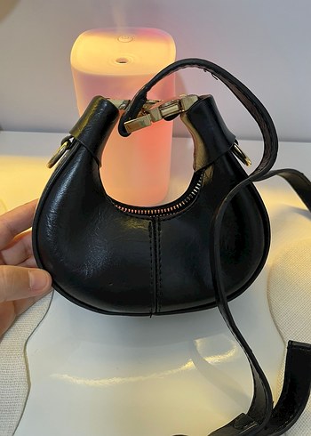 Kemer Detaylı Siyah Mini Çanta - Görsel 2