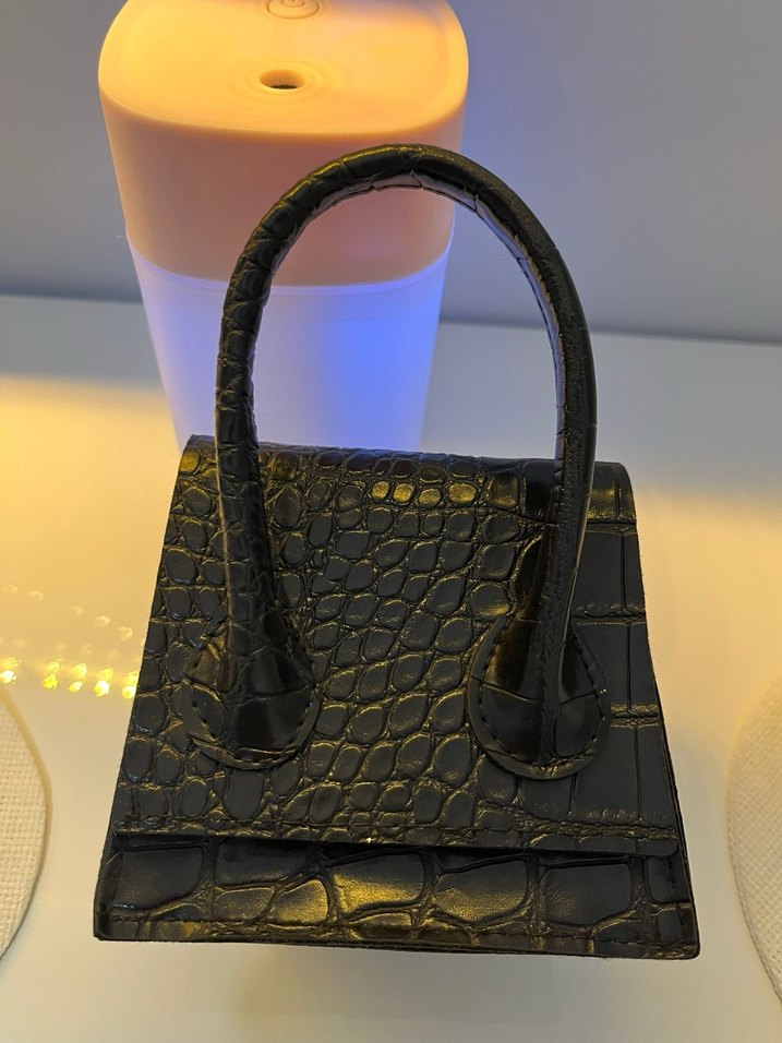 Zincir Detaylı Siyah Yılan Derisi Desenli Deri Mini  Çanta - Görsel 3