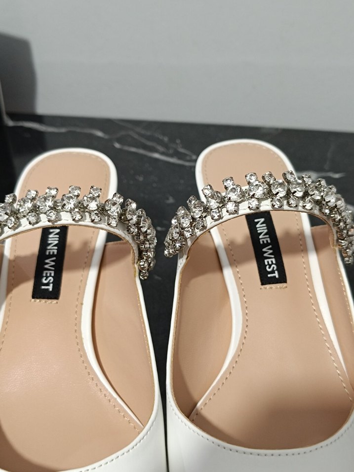 Beyaz Stiletto Topuklu Taşlı Kadın Ayakkabı - Görsel 4