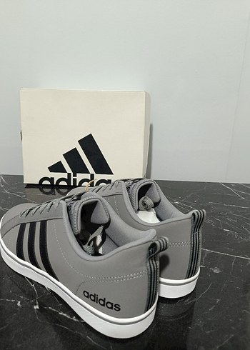 Adidas Gri Erkek Spor Ayakkabı Velcro - Görsel 2