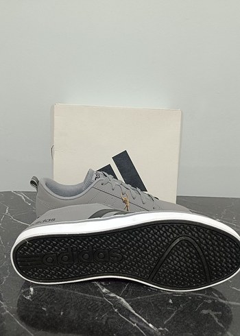 Adidas Gri Erkek Spor Ayakkabı Velcro - Görsel 4