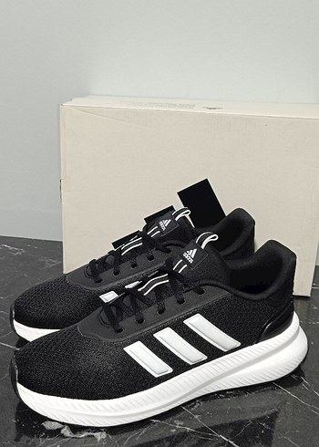 Erkek Siyah Adidas Spor Ayakkabı - Görsel 2