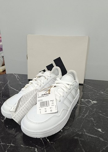 Beyaz Adidas Bağcıklı Kadın Spor Ayakkabı - Görsel 2