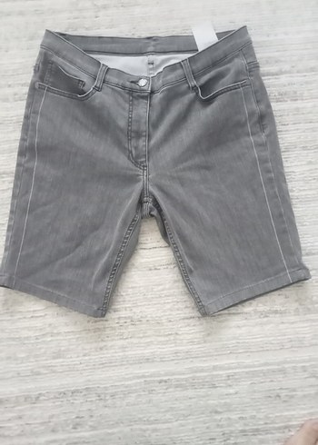Gri Mini Kadın Denim Şort