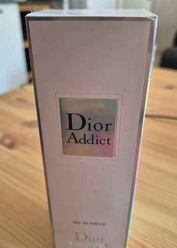Beden Dior Addict Kadın Parfümü 100 ml