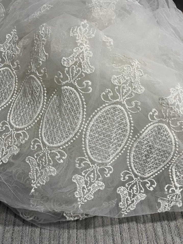 Bohem A Kesim Beyaz Dantel tül - Görsel 3