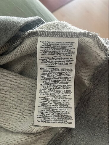 m Beden gri Renk Nike gri kapüşonlu