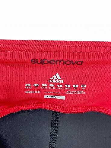 34 Beden siyah Renk Adidas Tayt / Spor taytı %70 İndirimli.