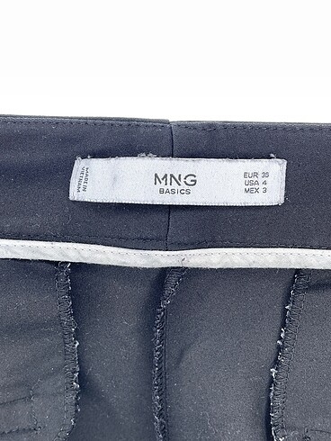 36 Beden siyah Renk Mango Kumaş Pantolon %70 İndirimli.