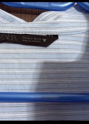Zara Mavi Pamuklu Düğmeli Kısa Kollu Gömlek