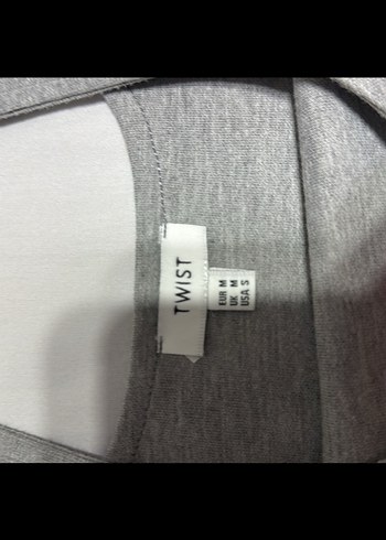 Twist Gri Puantiyeli V Yaka Mini Crop Top