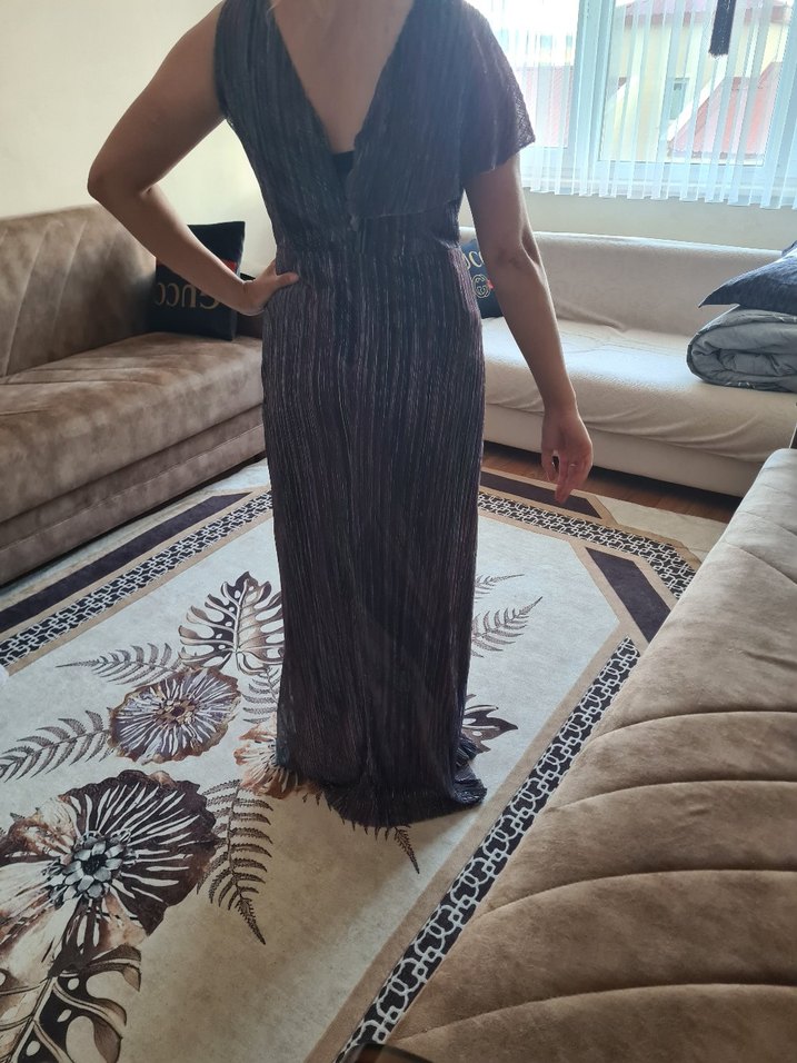 Bohem Tarzda Uzun Drapeli Askılı Elbise - Görsel 5