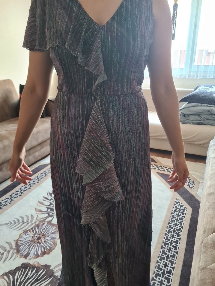 Bohem Tarzda Uzun Drapeli Askılı Elbise - Görsel 3