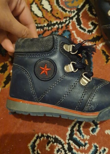 Koyu Mavi Bağcıklı Erkek Çocuk Botu