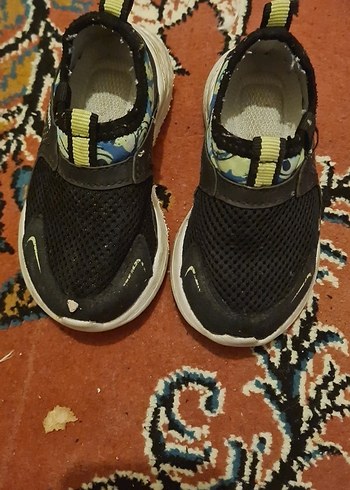 Erkek Çocuk Siyah Bağcıksız Spor Ayakkabı