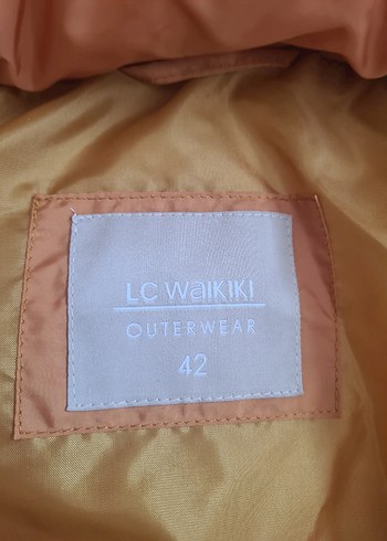 Sarı Kapüşonlu Uzun Kışlık Mont - Görsel 2