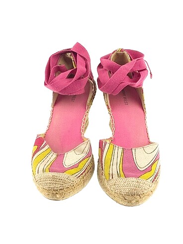 38 Beden Nine West Dolgu Topuk %70 İndirimli.