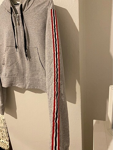s Beden CROP HIRKA