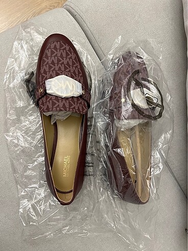 Michael Kors loafers 8 size