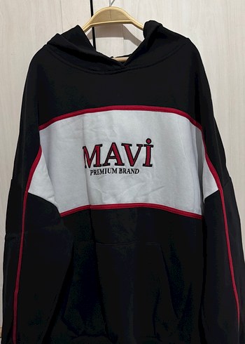 Mavi m