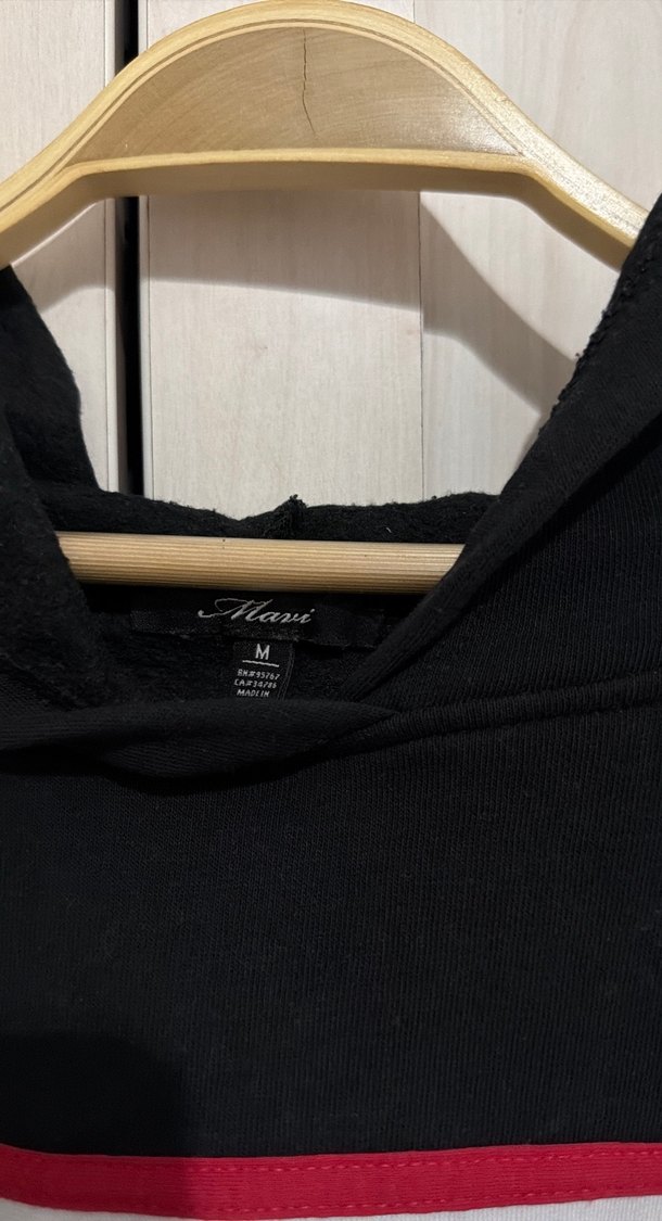 Siyah Kapüşonlu Kadın Sweatshirt - Görsel 2