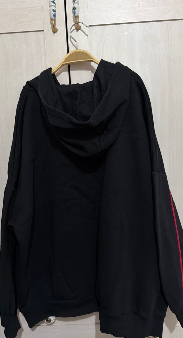 Siyah Kapüşonlu Kadın Sweatshirt - Görsel 3