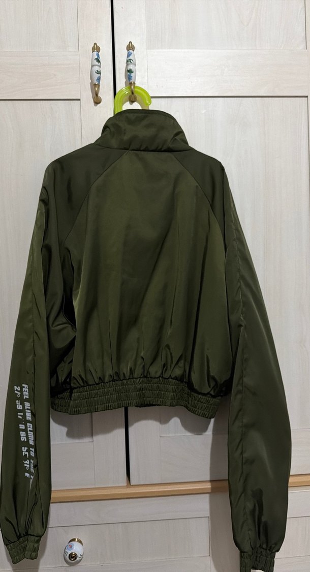 Haki Fermuarlı Ceket - Görsel 2