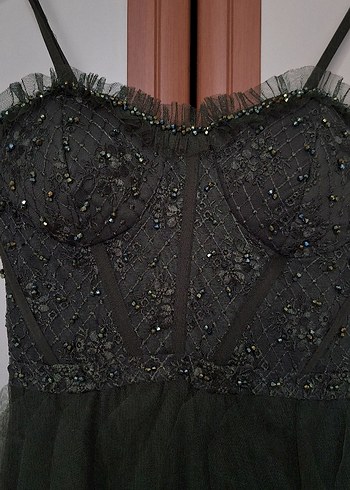 Drapeli Straplez Nakışlı Uzun Kadın Elbise - Görsel 3