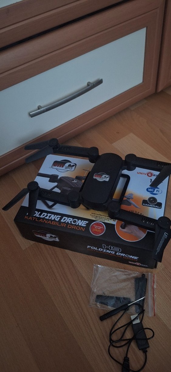 Siyah Katlanabilir Drone Model Kiti - Görsel 3