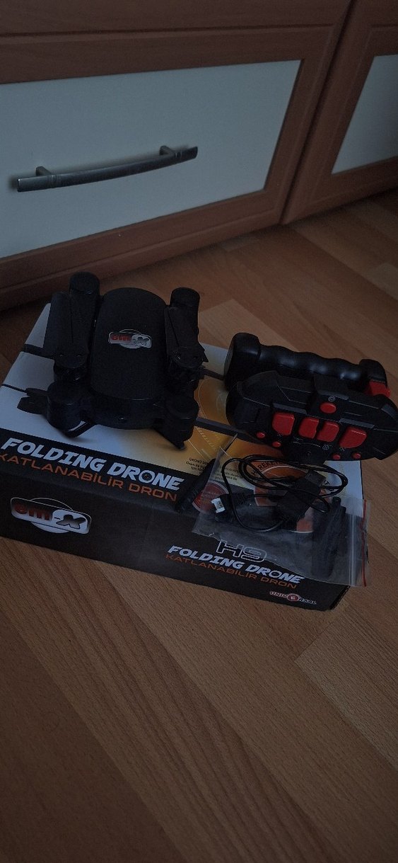 Siyah Katlanabilir Drone Model Kiti - Görsel 2