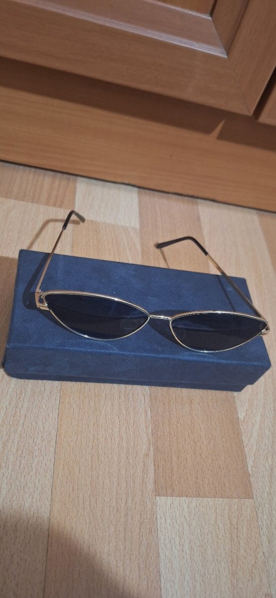 Gold Parlak Tokalı Kadın Güneş Gözlüğü - Görsel 2