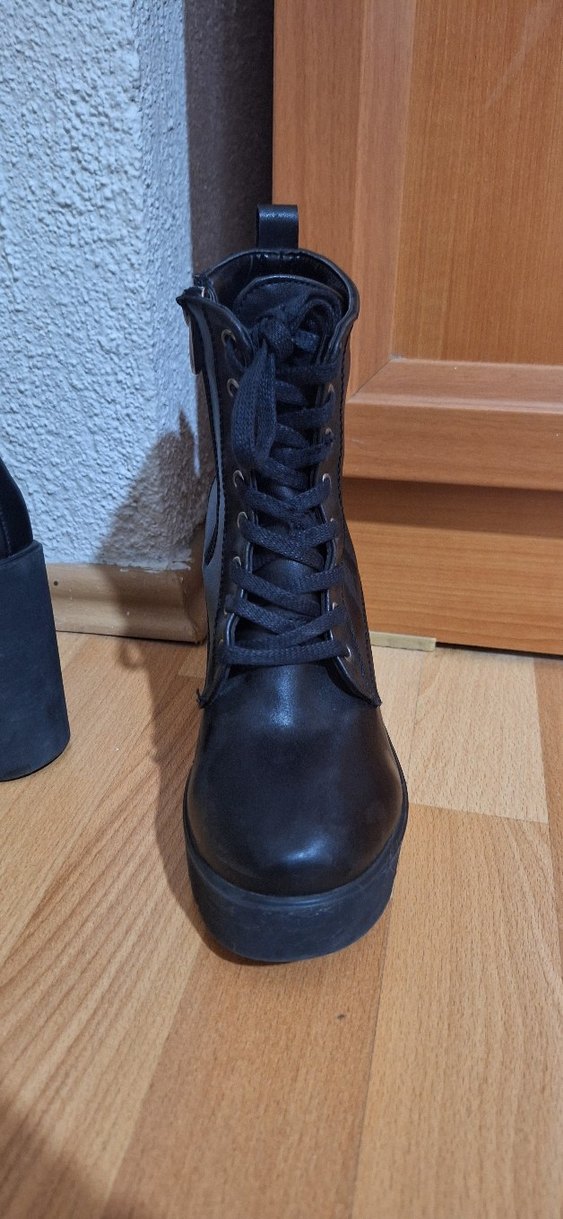 Siyah Deri Goth Topuklu Bot - Görsel 4