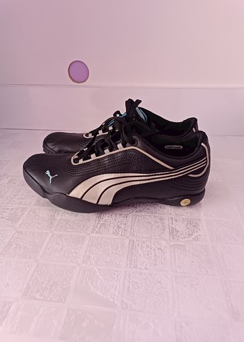 Puma Siyah Kadın Spor Ayakkabı Velcro Detaylı