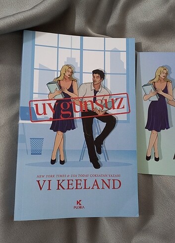 Beden Renk Uygunsuz, Vi keeland Kitap