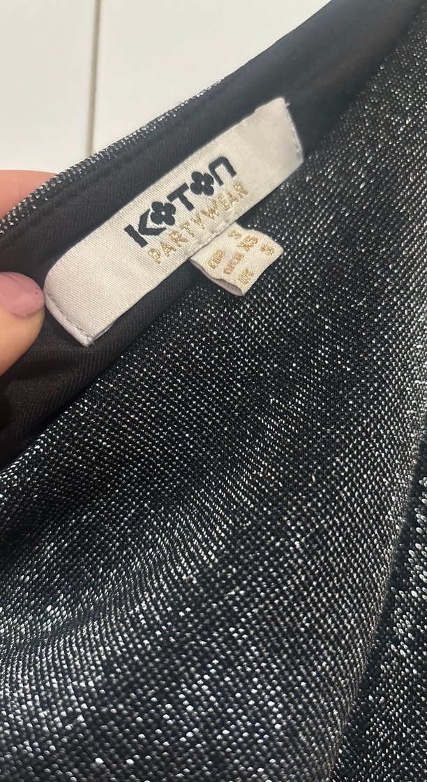 Asimetrik parlak mini elbise - Görsel 2